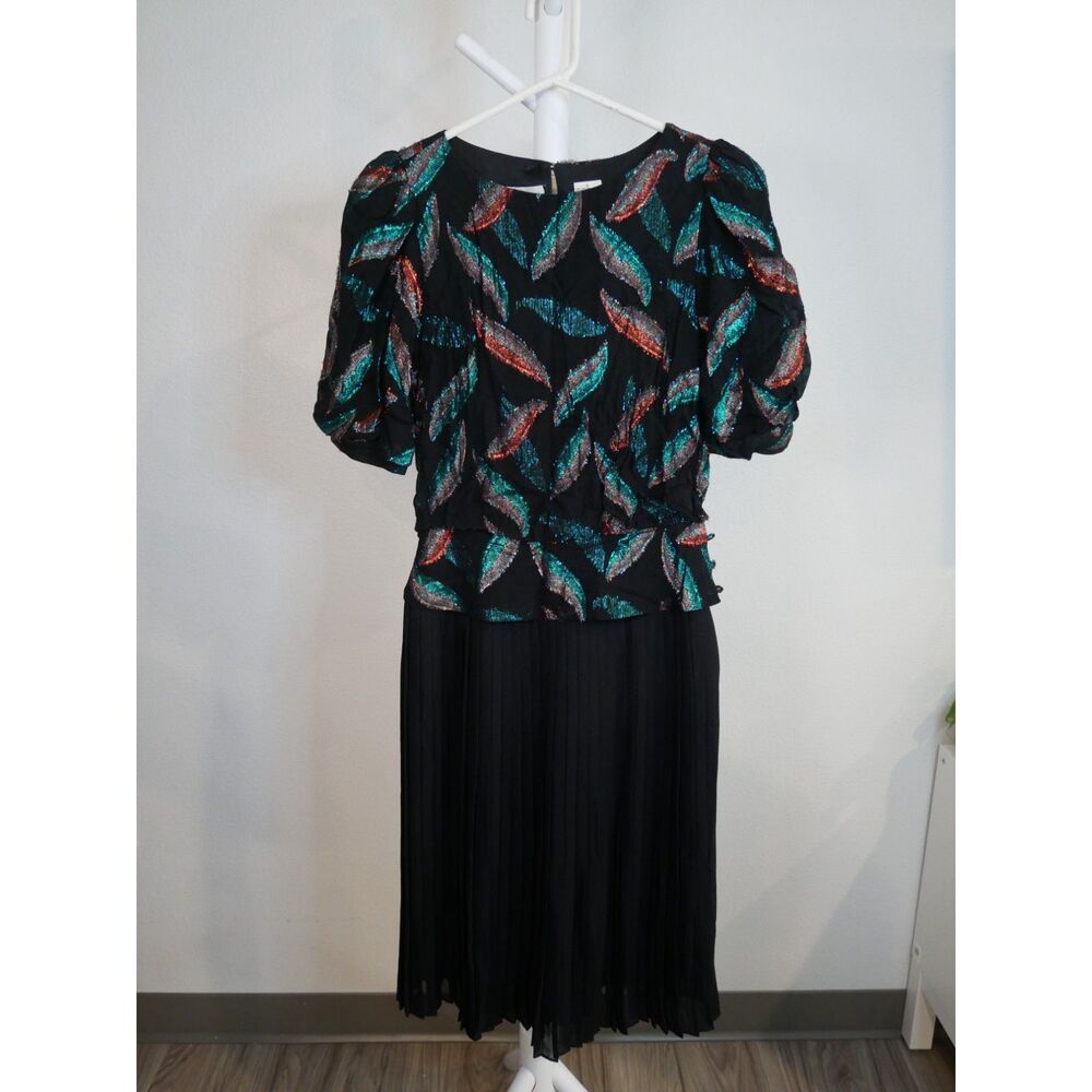 Vintage Lizzy & Johnny Metallic Leaf Pleated Midi Dress Size 6